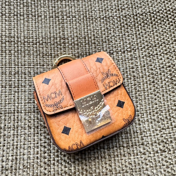 MCM Brown Mini Bag with Gold Chain - Picture 8 of 12